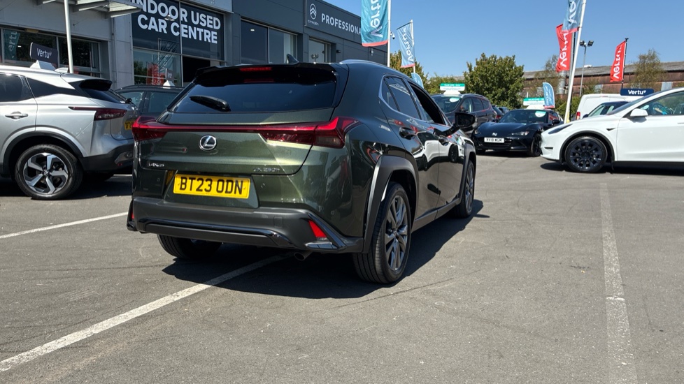 Lexus UX 250h 2.0 F-Sport Design 5dr CVT Hybrid Hatchback - Image 37
