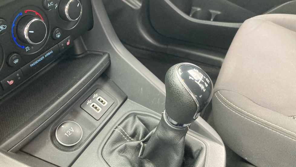 Ford KA+ 1.2 Zetec 5dr Petrol Hatchback - Image 13
