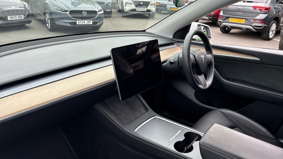 Tesla Model Y Long Range AWD 5dr Auto Electric Hatchback - Image 9