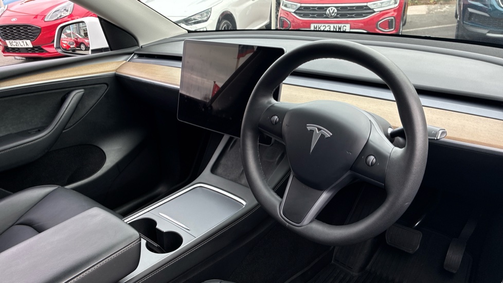 Tesla Model Y Long Range AWD 5dr Auto Electric Hatchback - Image 11