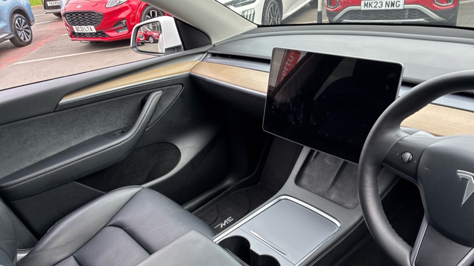 Tesla Model Y Long Range AWD 5dr Auto Electric Hatchback - Image 14
