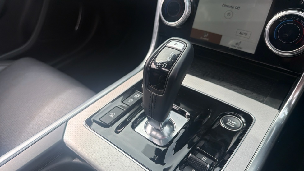 Jaguar XE 2.0 P300 Sport 4dr Auto AWD Petrol Saloon - Image 13