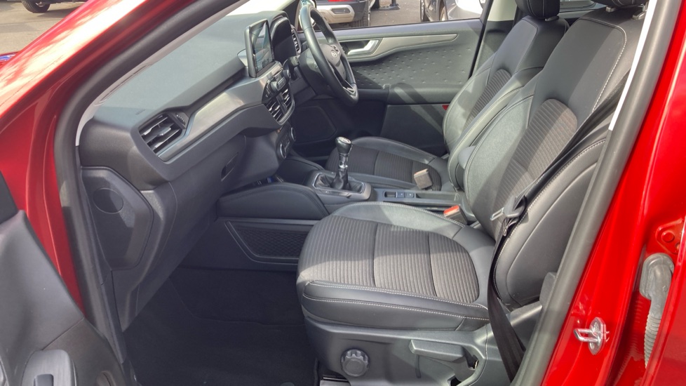 Ford Kuga 1.5 EcoBlue Titanium Edition 5dr Diesel Estate - Image 8