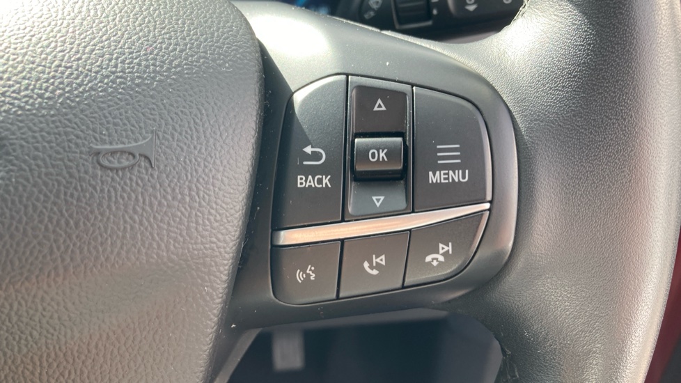 Ford Kuga 1.5 EcoBlue Titanium Edition 5dr Diesel Estate - Image 25