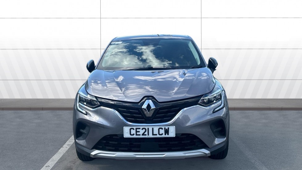 Renault Captur 1.3 TCE 140 Iconic 5dr Petrol Hatchback - Image 3