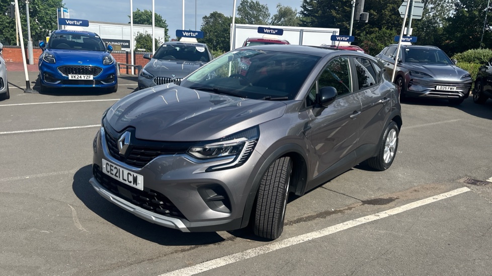 Renault Captur 1.3 TCE 140 Iconic 5dr Petrol Hatchback - Image 8