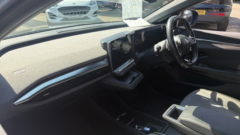 Renault Megane E-Tech EV60 160kW Techno 60kWh Optimum Charge 5dr Auto Electric Hatchback - Image 9