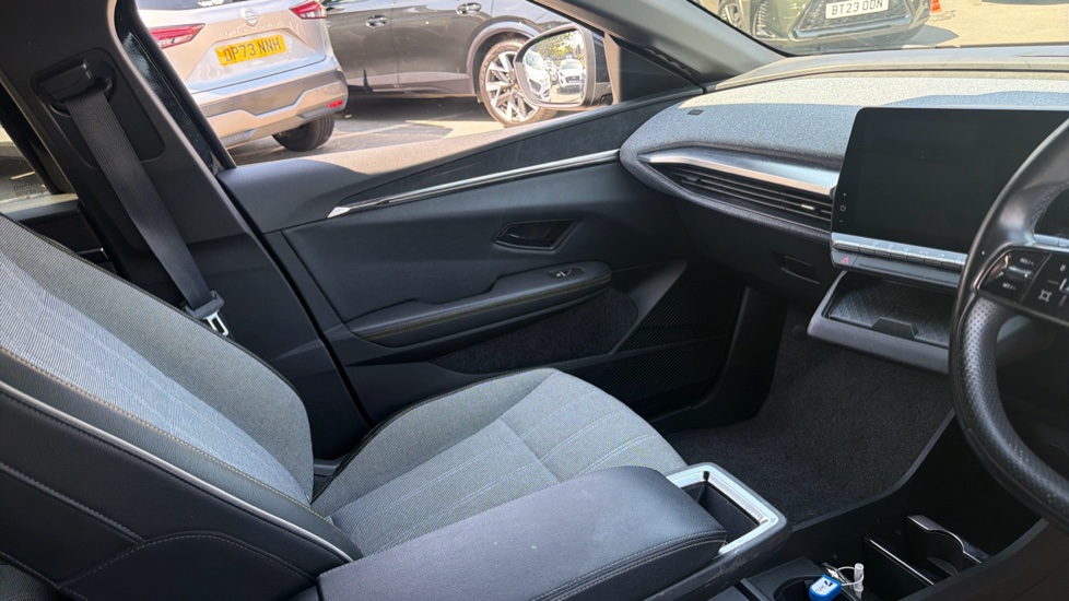 Renault Megane E-Tech EV60 160kW Techno 60kWh Optimum Charge 5dr Auto Electric Hatchback - Image 14