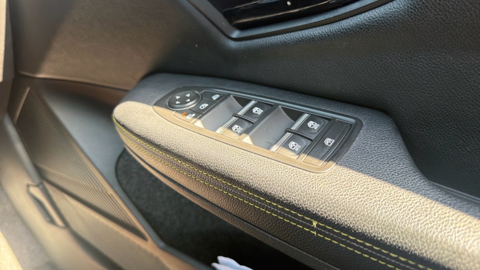 Renault Megane E-Tech EV60 160kW Techno 60kWh Optimum Charge 5dr Auto Electric Hatchback - Image 31