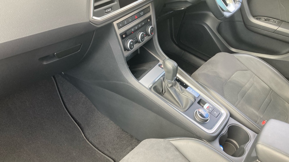 SEAT Ateca 1.5 TSI EVO Xperience 5dr DSG Petrol Estate - Image 13
