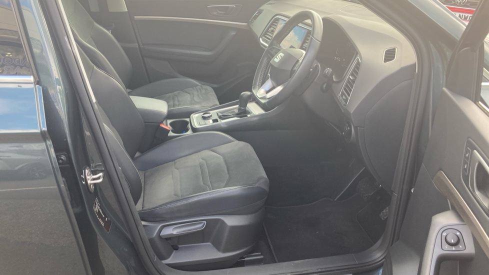 SEAT Ateca 1.5 TSI EVO Xperience 5dr DSG Petrol Estate - Image 34