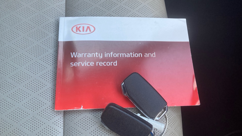 Kia Sportage 1.6T GDi ISG GT-Line 5dr DCT Auto [AWD] Petrol Estate - Image 19
