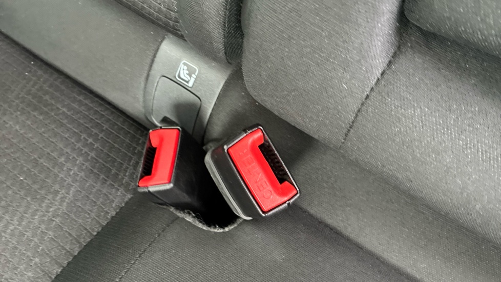 Nissan Qashqai 1.3 DiG-T MH N-Connecta 5dr Petrol Hatchback - Image 17