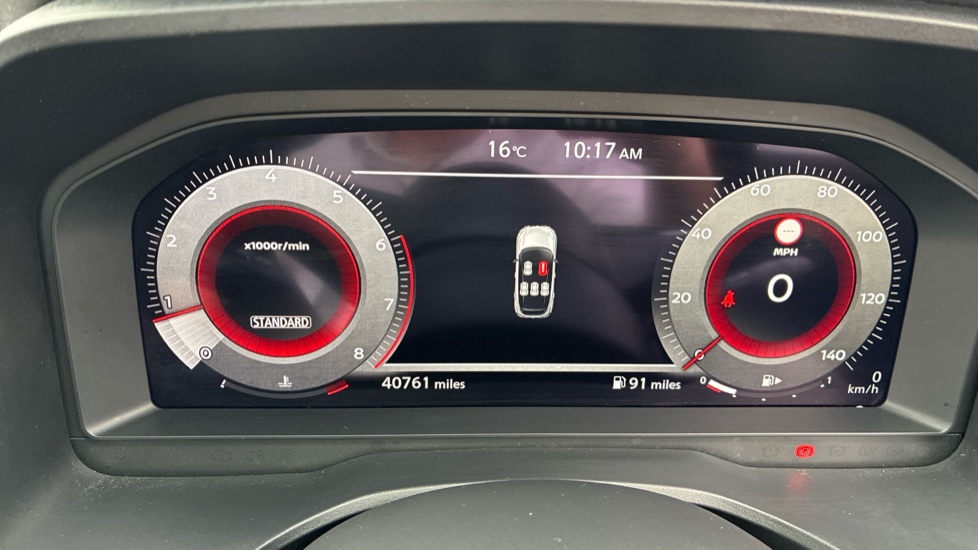 Nissan Qashqai 1.3 DiG-T MH N-Connecta 5dr Petrol Hatchback - Image 18