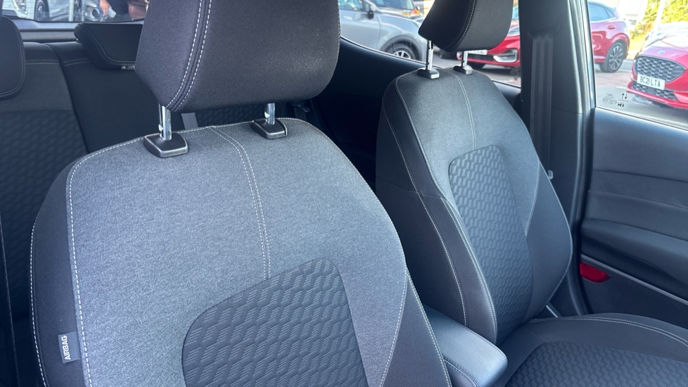 Ford Fiesta 1.0 EcoBoost Hybrid mHEV 125 Titanium 5dr Petrol Hatchback - Image 21