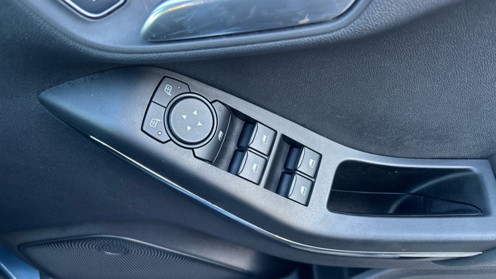 Ford Fiesta 1.0 EcoBoost Hybrid mHEV 125 Titanium 5dr Petrol Hatchback - Image 24