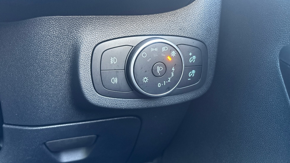 Ford Fiesta 1.0 EcoBoost Hybrid mHEV 125 Titanium 5dr Petrol Hatchback - Image 25