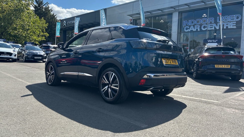 Peugeot 3008 1.6 Hybrid 225 GT Premium 5dr e-EAT8 Estate - Image 30