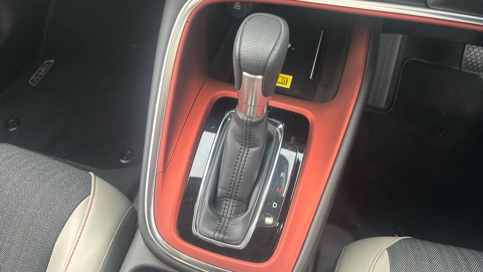 Honda HR-V 1.5 eHEV Advance Style 5dr CVT Hybrid Hatchback - Image 13