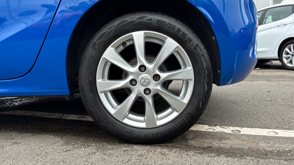 Vauxhall Corsa 1.2 Design 5dr Petrol Hatchback - Image 7