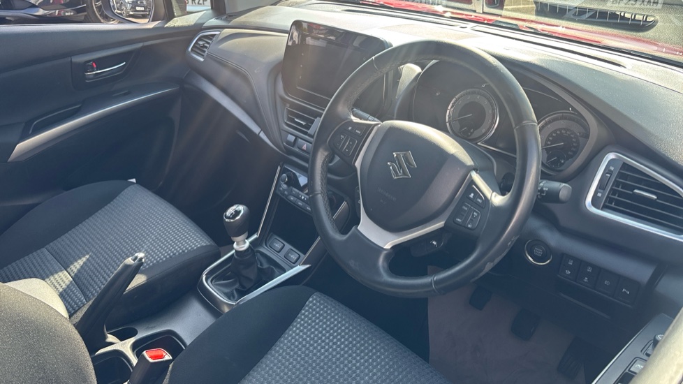 Suzuki S-Cross 1.4 Boosterjet 48V Hybrid Motion 5dr Petrol Hatchback - Image 11