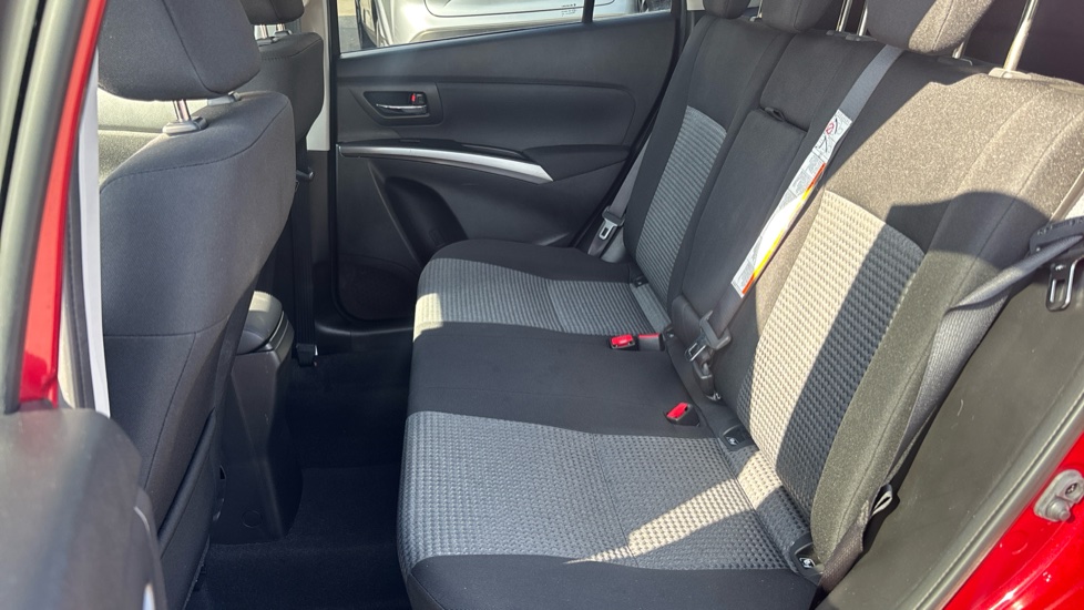 Suzuki S-Cross 1.4 Boosterjet 48V Hybrid Motion 5dr Petrol Hatchback - Image 16
