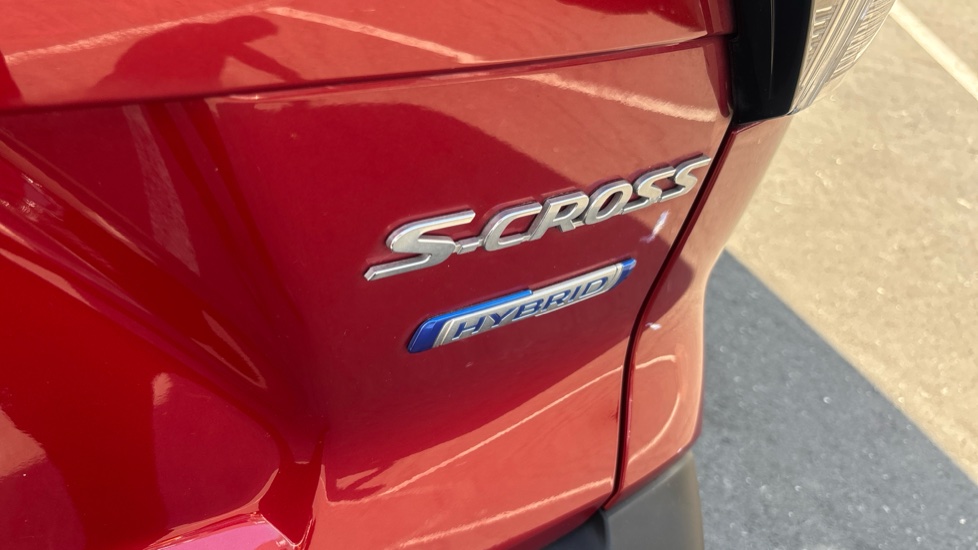 Suzuki S-Cross 1.4 Boosterjet 48V Hybrid Motion 5dr Petrol Hatchback - Image 23