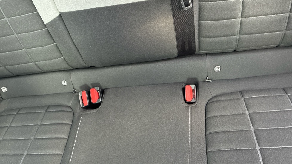 Citroen C3 1.2 Hybrid [110] Max 5dr e-DCS6 Petrol Hatchback - Image 17