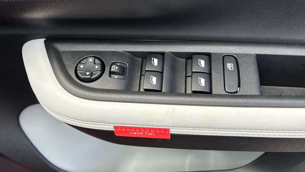 Citroen C3 1.2 Hybrid [110] Max 5dr e-DCS6 Petrol Hatchback - Image 30