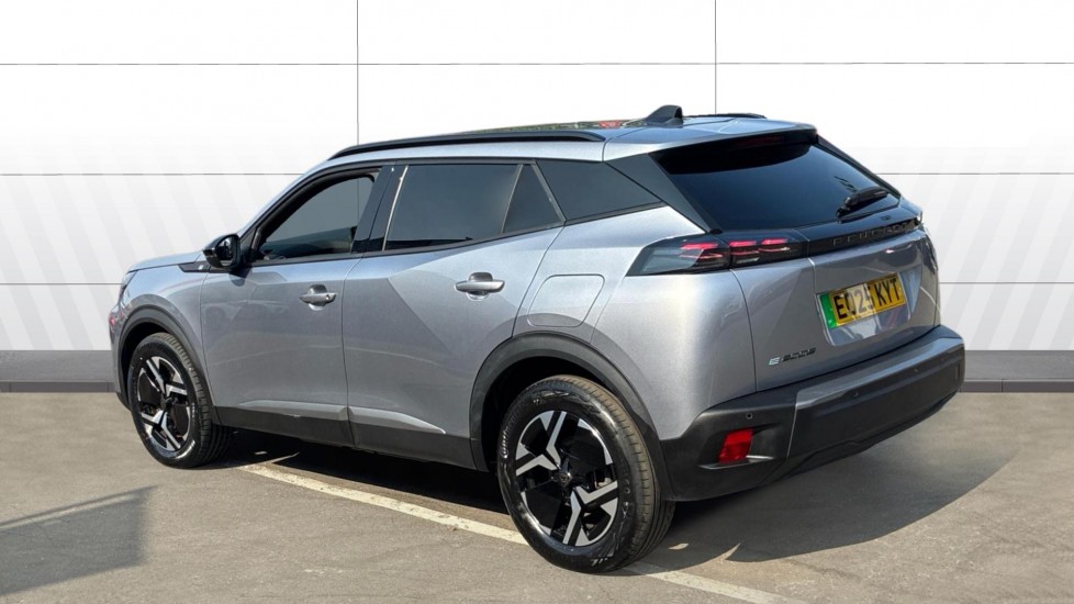 Peugeot 2008 100kW Allure 50kWh 5dr Auto Electric Estate - Image 2