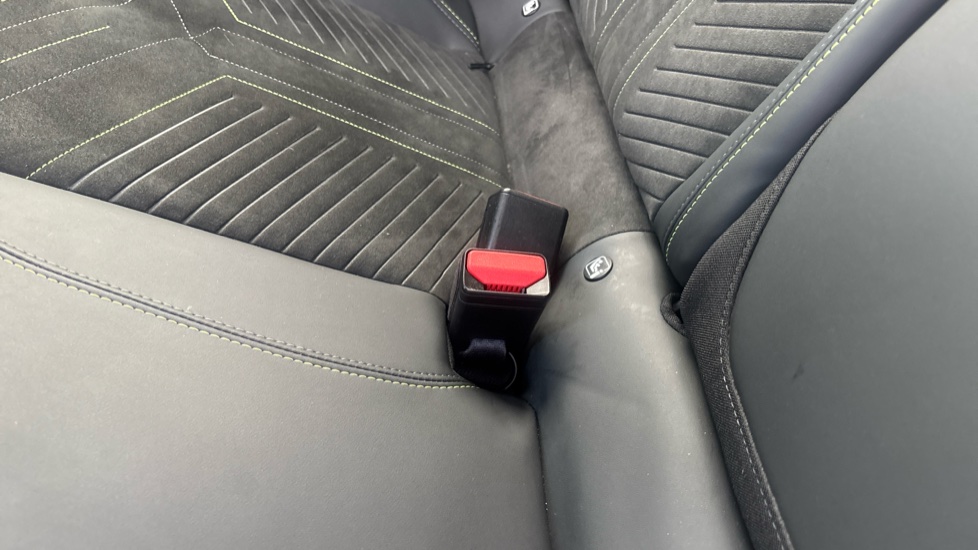 Peugeot 208 1.2 PureTech 100 GT 5dr Petrol Hatchback - Image 17