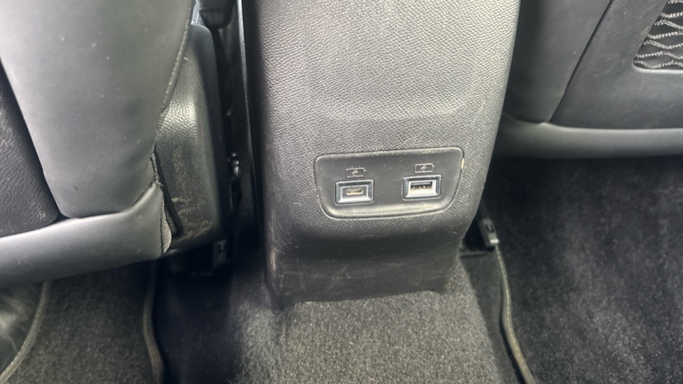 Peugeot 208 1.2 PureTech 100 GT 5dr Petrol Hatchback - Image 23