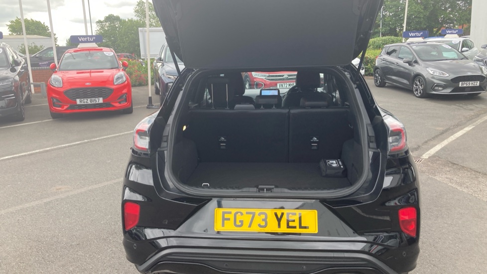 Ford Puma 1.0 EcoBoost Hybrid mHEV ST-Line X 5dr Petrol Hatchback - Image 4