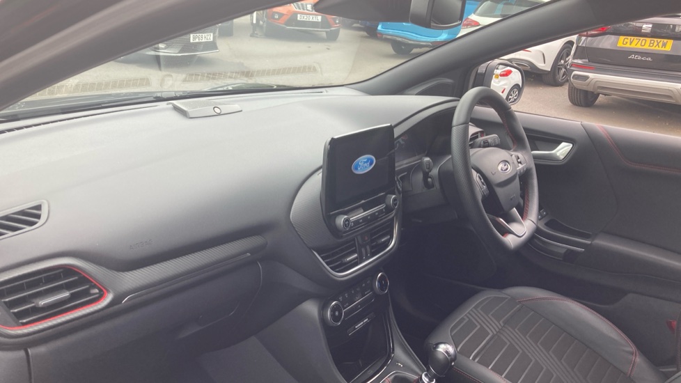 Ford Puma 1.0 EcoBoost Hybrid mHEV ST-Line X 5dr Petrol Hatchback - Image 9