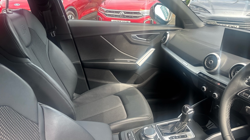 Audi Q2 35 TFSI S Line 5dr S Tronic Petrol Estate - Image 14