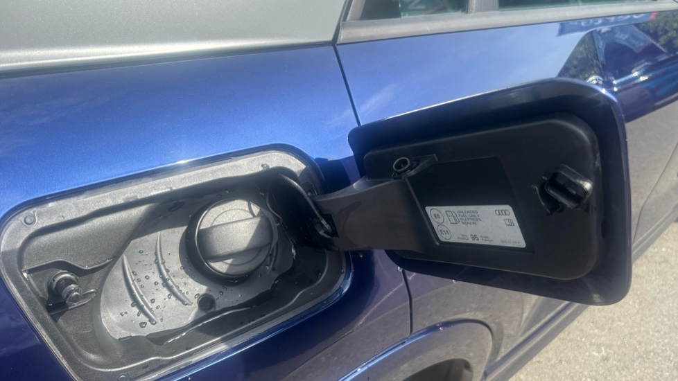 Audi Q2 35 TFSI S Line 5dr S Tronic Petrol Estate - Image 37