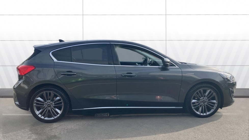 Ford Focus Vignale 1.5 EcoBlue 120 5dr Diesel Hatchback - Image 5