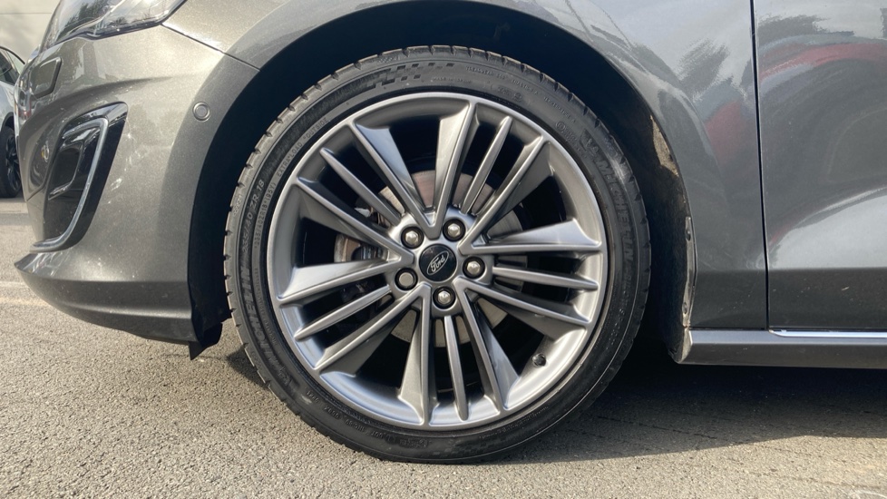 Ford Focus Vignale 1.5 EcoBlue 120 5dr Diesel Hatchback - Image 7