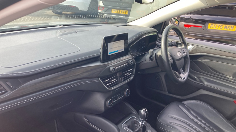 Ford Focus Vignale 1.5 EcoBlue 120 5dr Diesel Hatchback - Image 9