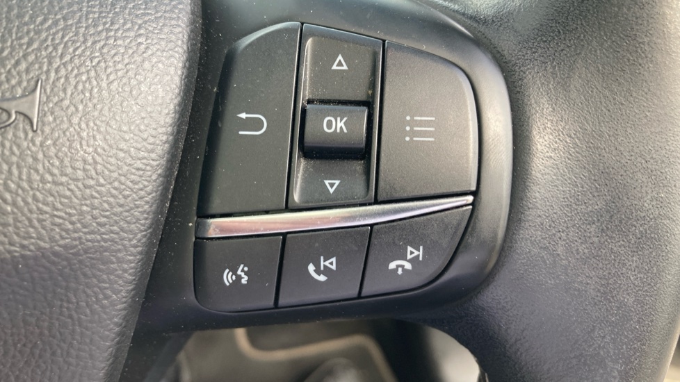 Ford Focus Vignale 1.5 EcoBlue 120 5dr Diesel Hatchback - Image 26