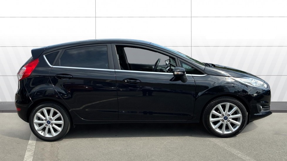 Ford Fiesta 1.0 EcoBoost Titanium 5dr Petrol Hatchback - Image 5