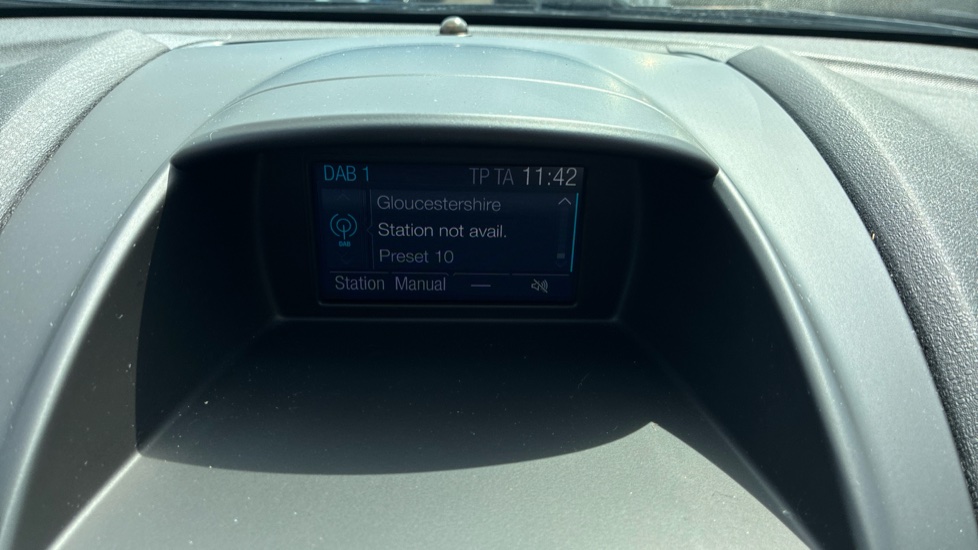 Ford Fiesta 1.0 EcoBoost Titanium 5dr Petrol Hatchback - Image 12