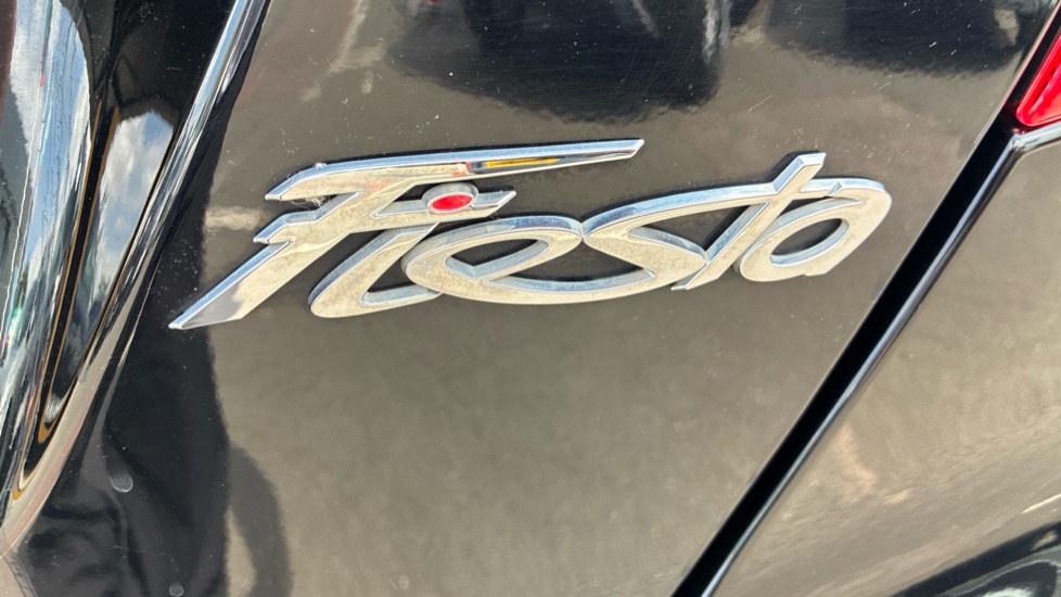 Ford Fiesta 1.0 EcoBoost Titanium 5dr Petrol Hatchback - Image 39