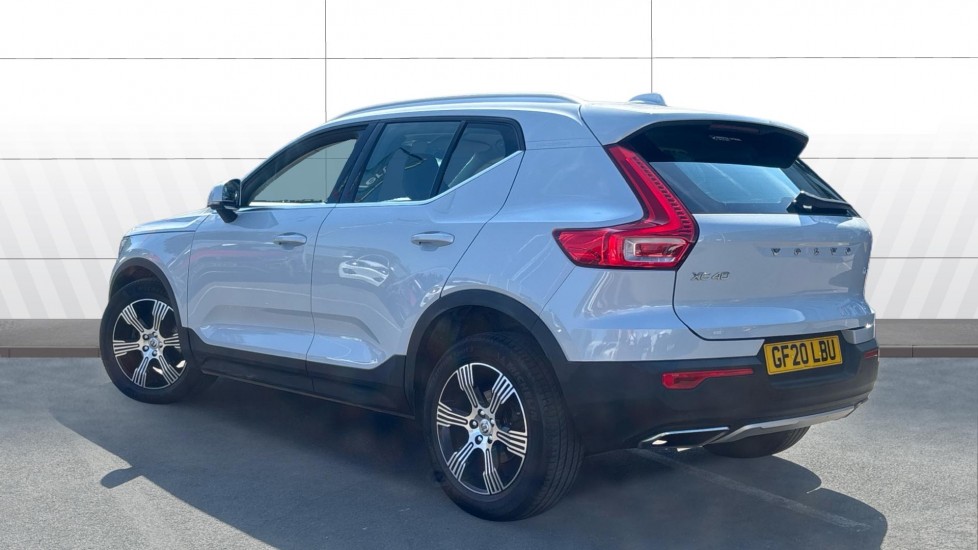Volvo XC40 1.5 T3 [163] Inscription 5dr Petrol Estate - Image 2