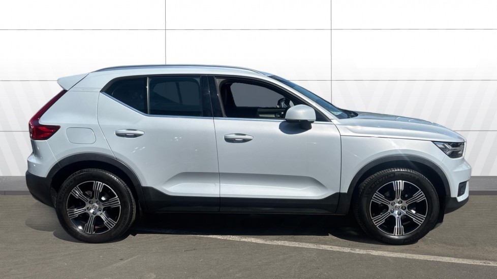 Volvo XC40 1.5 T3 [163] Inscription 5dr Petrol Estate - Image 5