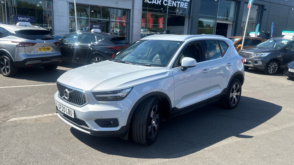 Volvo XC40 1.5 T3 [163] Inscription 5dr Petrol Estate - Image 8