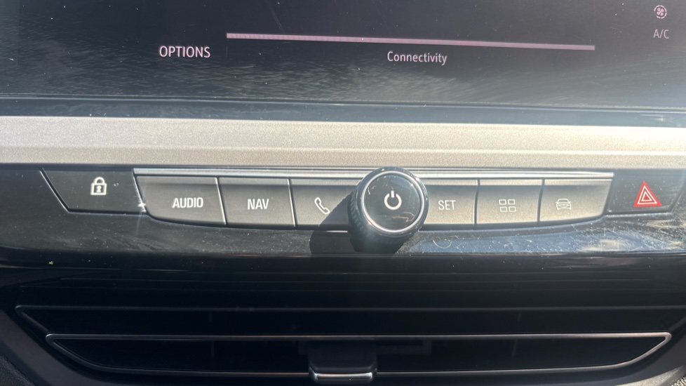 Vauxhall Grandland 1.2 Turbo Ultimate 5dr Auto Petrol Hatchback - Image 32