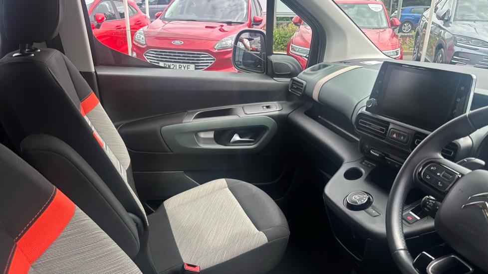 Citroen Berlingo 1.2 PureTech 130 Flair XTR XL 5dr EAT8 [7 seat] Petrol Estate - Image 14