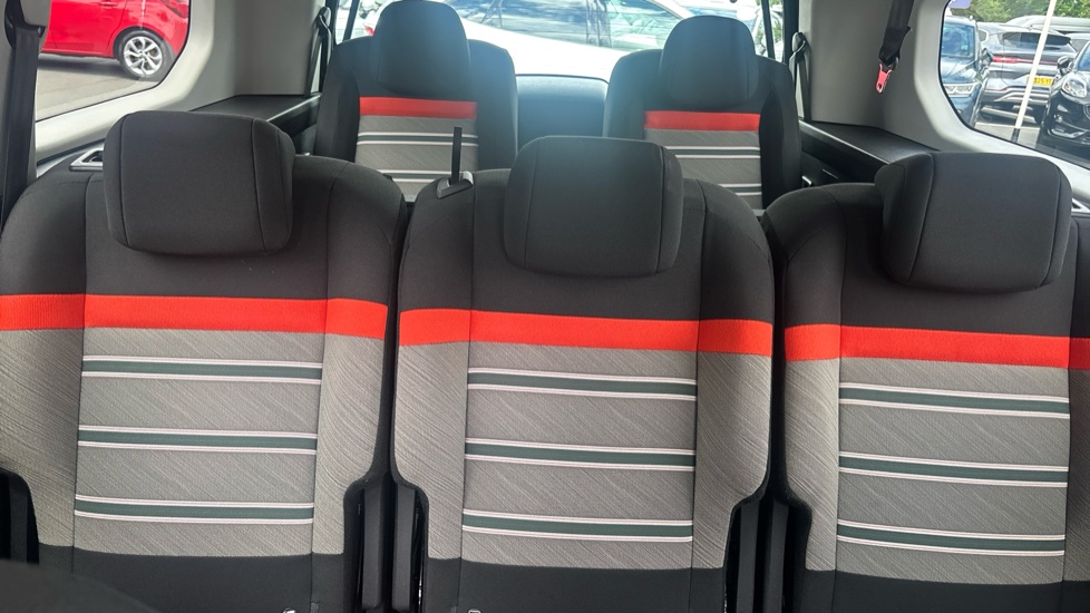 Citroen Berlingo 1.2 PureTech 130 Flair XTR XL 5dr EAT8 [7 seat] Petrol Estate - Image 15