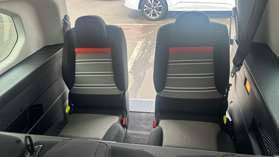 Citroen Berlingo 1.2 PureTech 130 Flair XTR XL 5dr EAT8 [7 seat] Petrol Estate - Image 22
